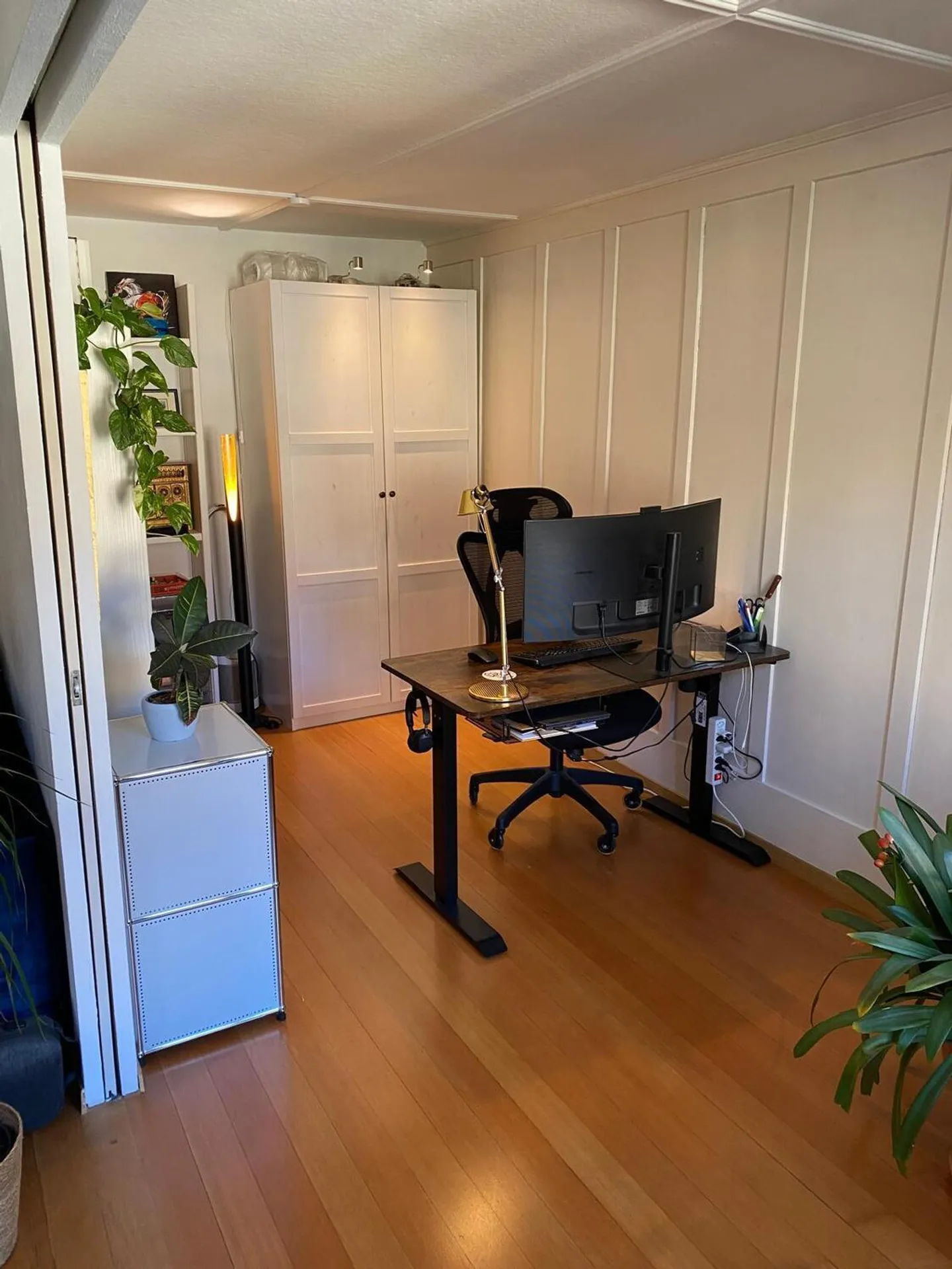 APPARTAMENTO 3 STANZE A BERN - MATTE, ARREDATO, TEMPORANEO - Foto 5 di 10