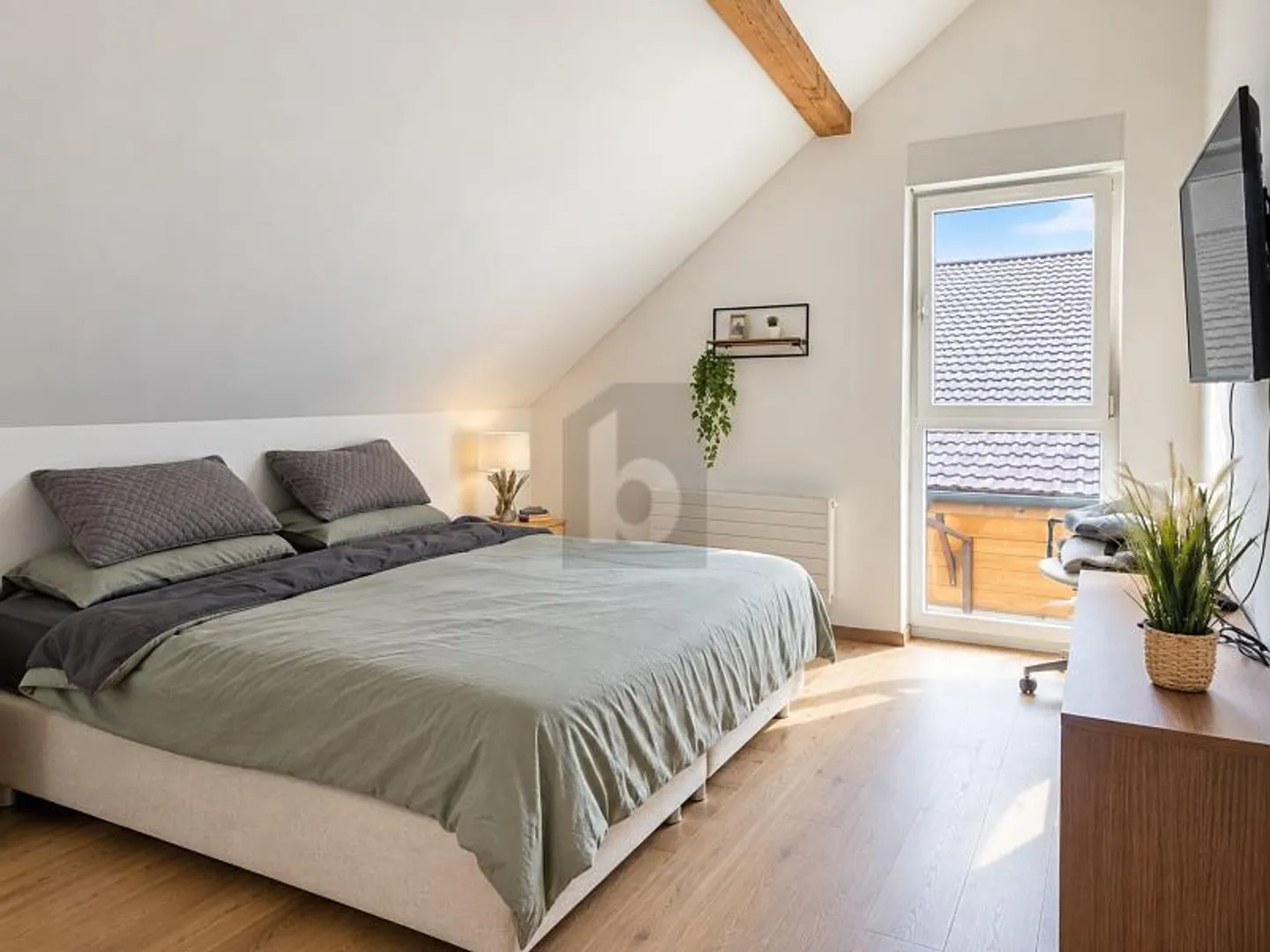 RENOVATED RURAL CHARM HOUSE - Photo 3 of 6