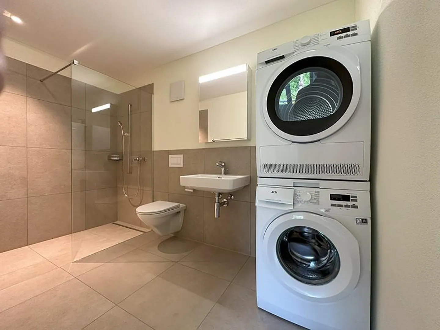 Appartamento moderno e luminoso di 3,5 stanze - Foto 6 di 13