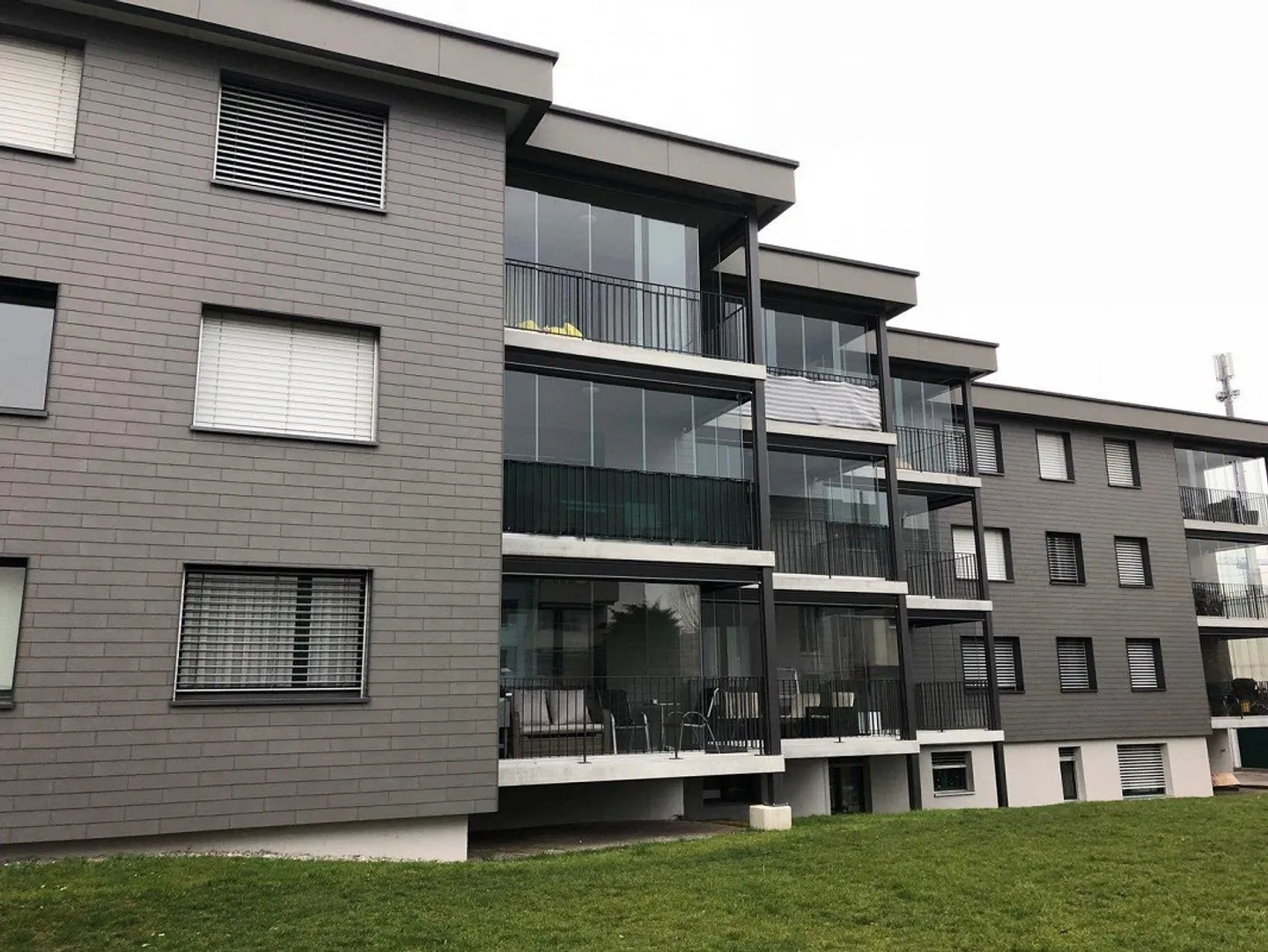 Appartamento 3.5 stanze con grande balcone - Foto 2 di 8