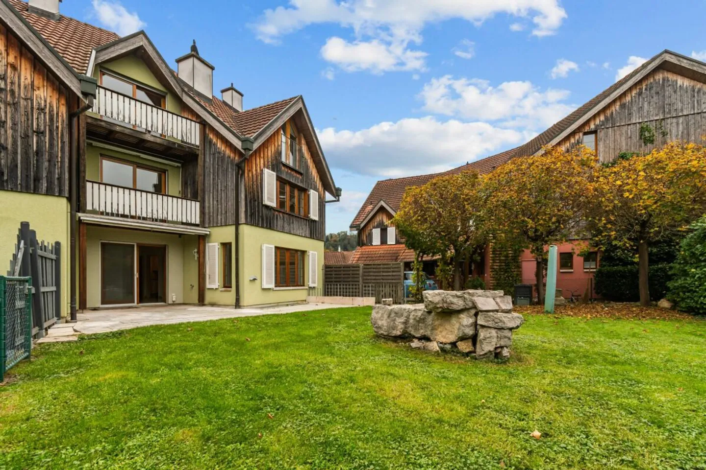 6.5-Room Semi-Detached House in a Preferred Location in Zwingen! - Photo 16 of 17