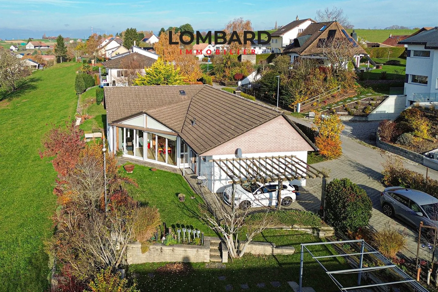 Ampia casa unifamiliare con studio privato - Foto 1 di 8