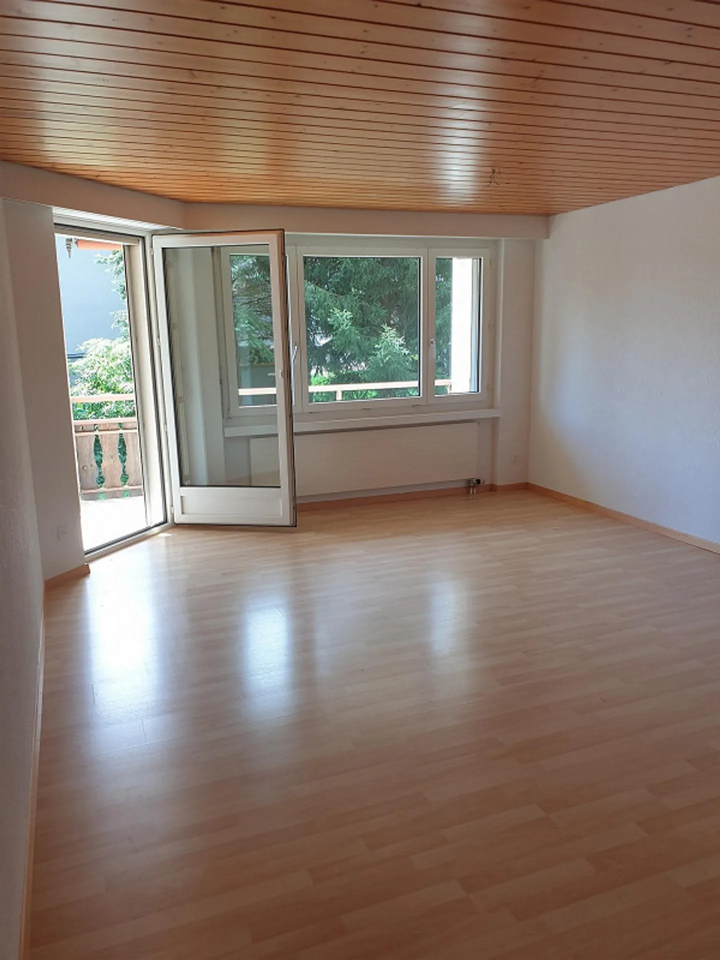 Charming 3.5-room apartment on the 2nd floor in Balgach - Photo 2 of 9