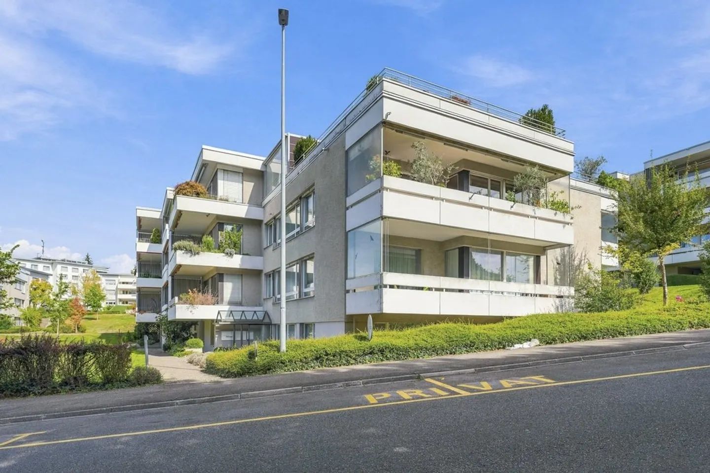 Appartement confortable avec balcon - Photo 1 sur 1
