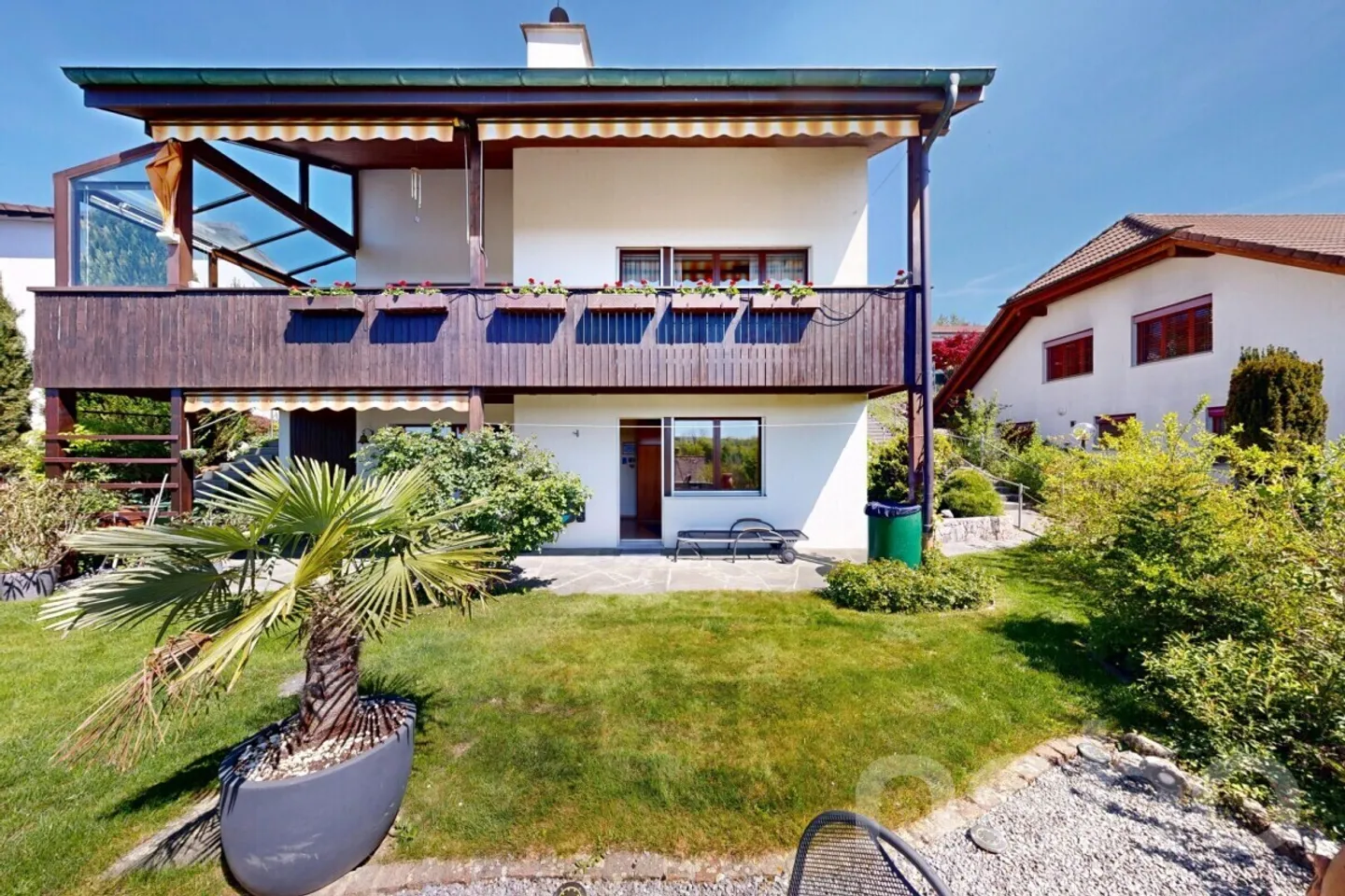 Casa unifamiliare indipendente di 6,5 stanze in posizione tranquilla a Eggenwil - Foto 3 di 12