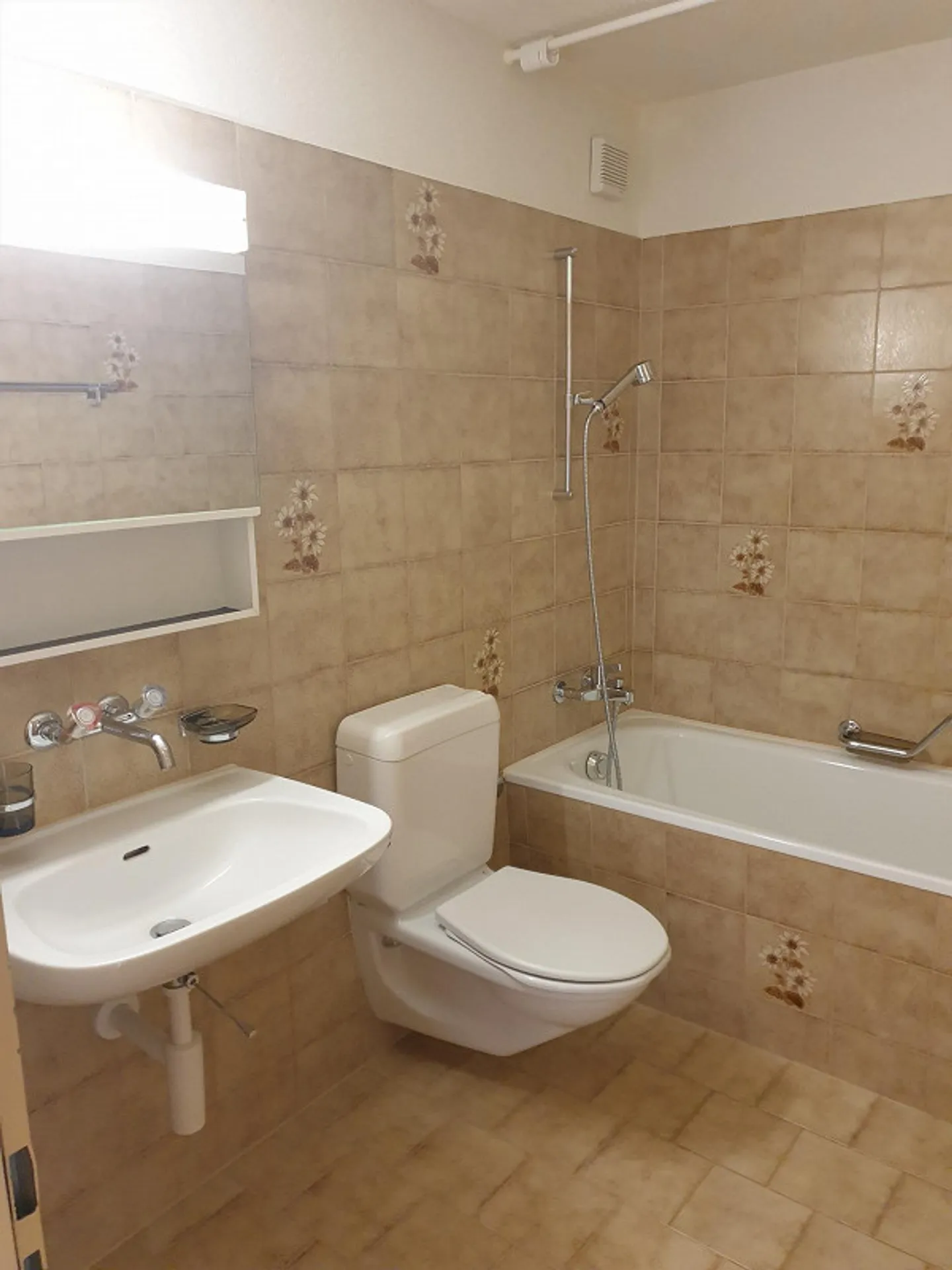 Charming 3.5-room apartment on the 2nd floor in Balgach - Photo 5 of 9