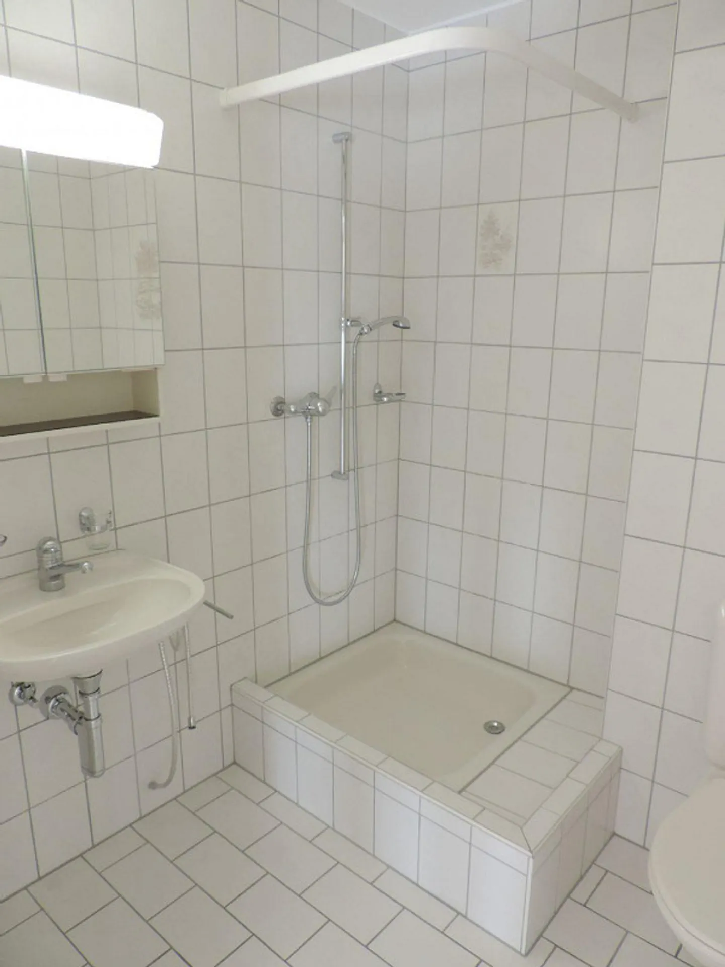 Appartement lumineux de 4,5 pièces - Photo 3 sur 9