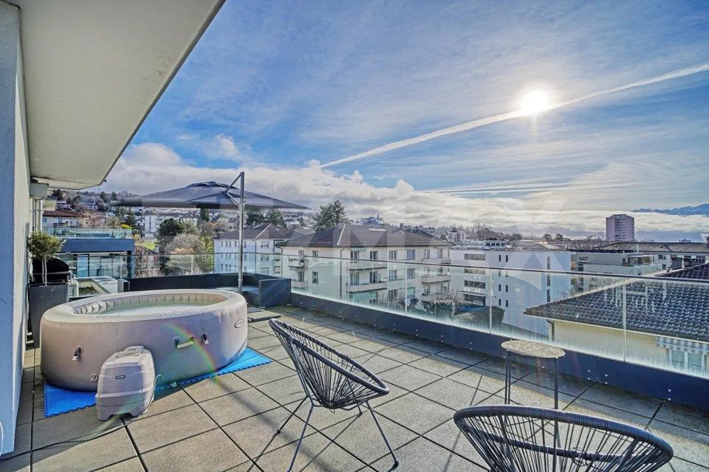 Chambre en Attique avec Terrasse Vue Lac - Photo 2 sur 11