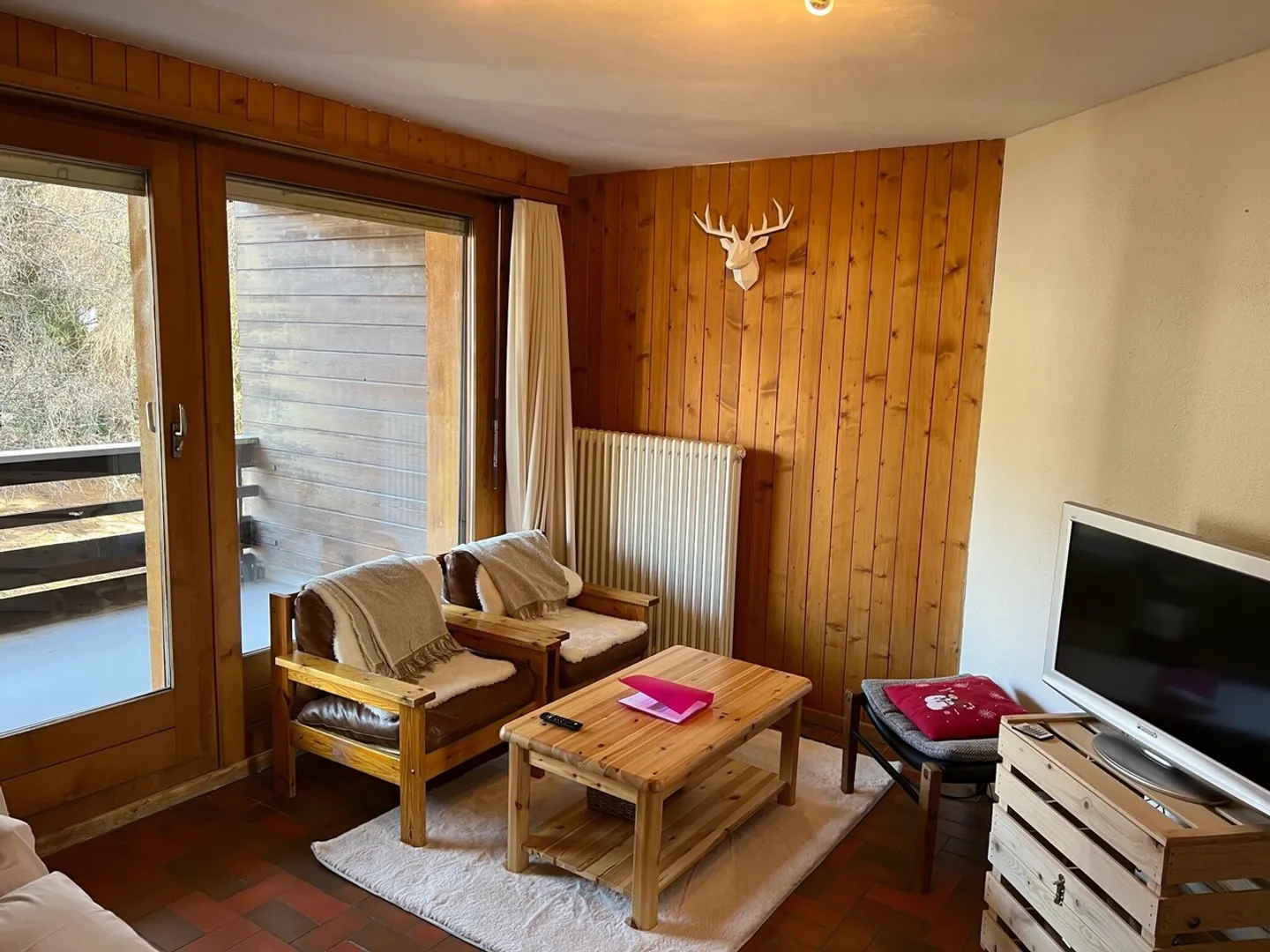 Appartamento arredato di 2,5 locali + cucina - Foto 1 di 13
