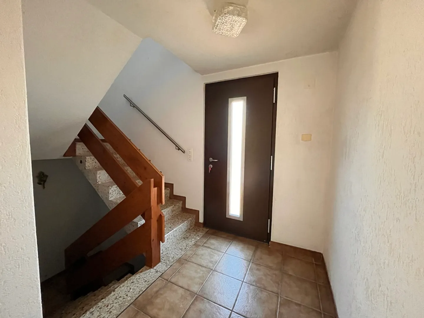 Familienhaus mit 5½ Zimmern - Foto 2 von 13