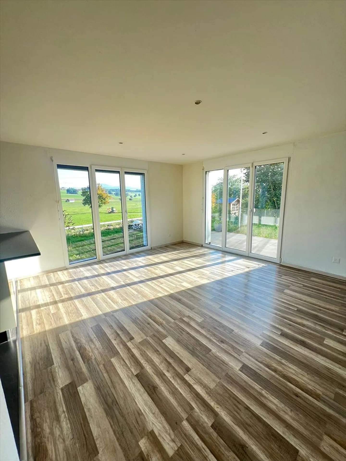 Charming family home with 5 rooms for sale in Romont FR - Photo 3 of 8