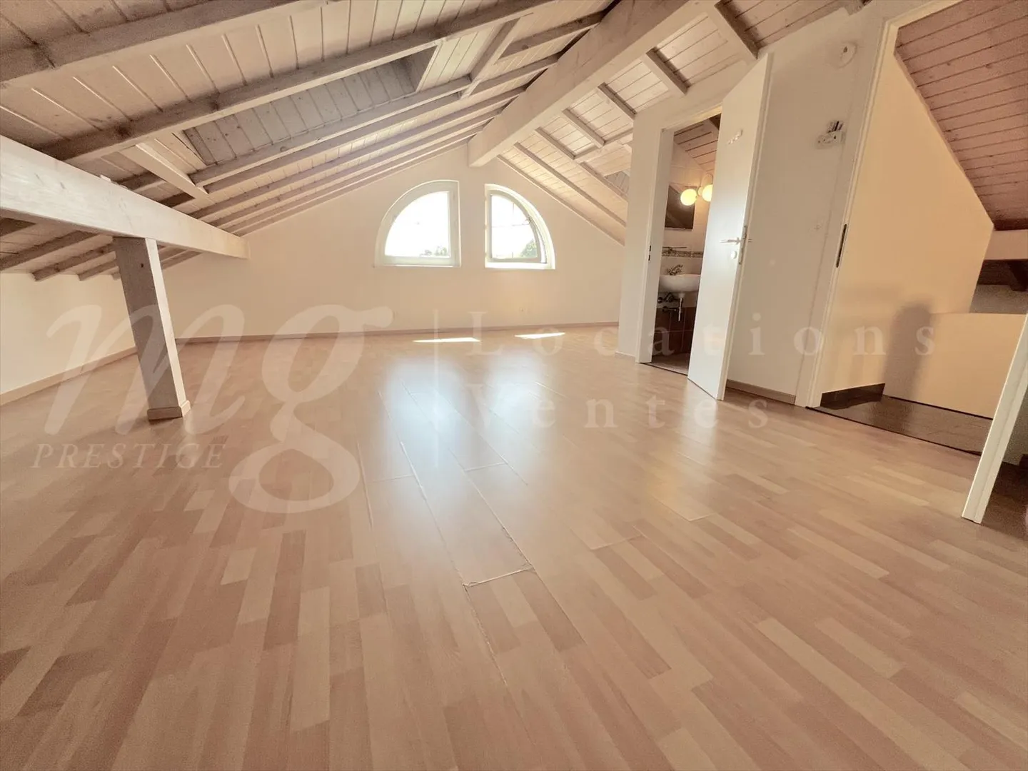 MODERN FAMILY HOUSE WITH 240 M2 VERANDA AND PRIVATE GARDEN - Photo 12 of 13