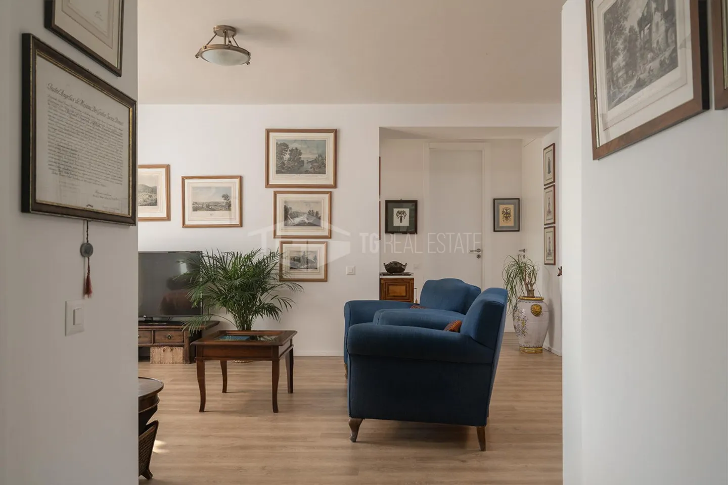 Elegante appartamento di 4,5 stanze con grande terrazza a Lugano - Foto 5 di 13