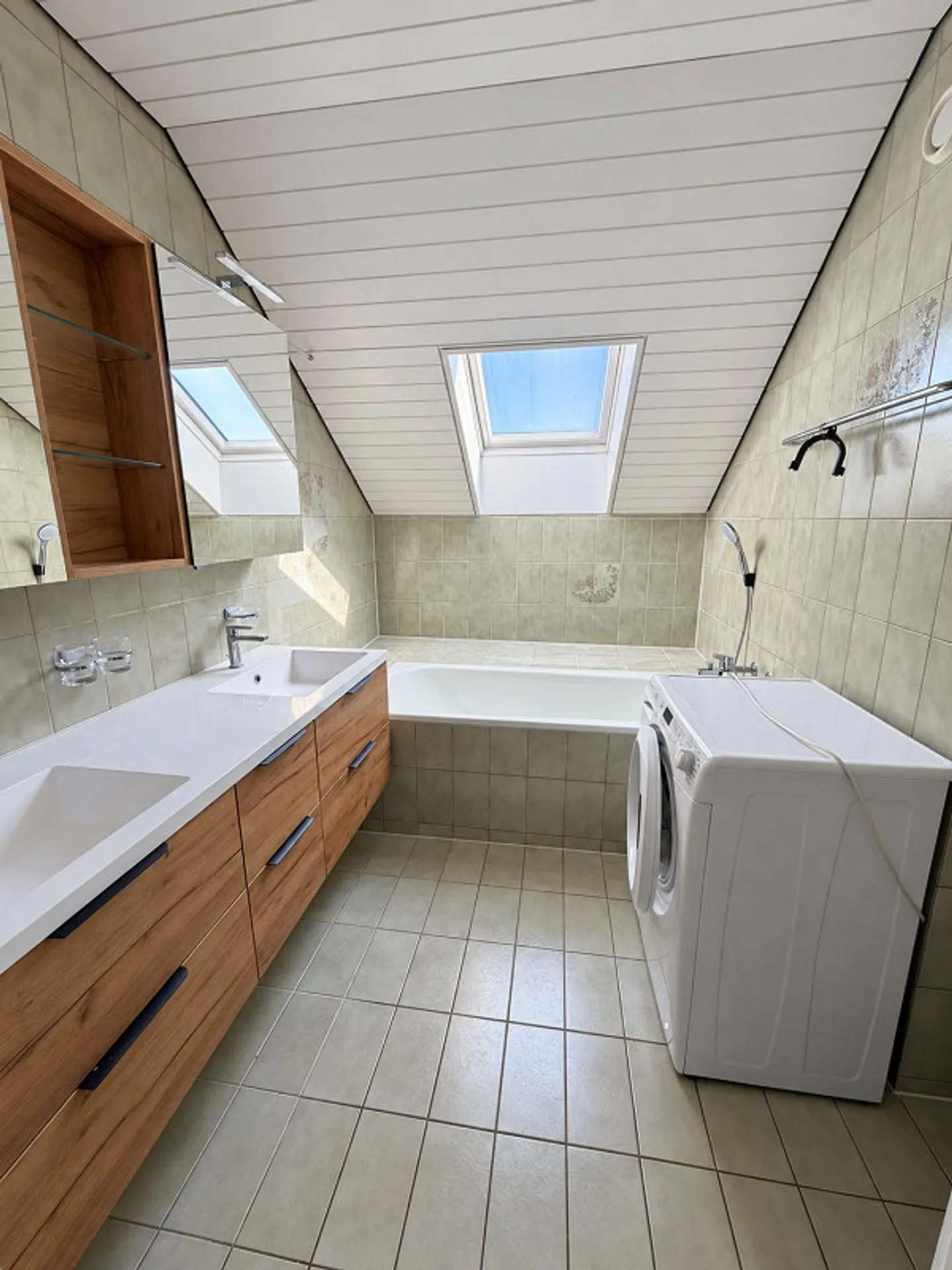 Geräumige Wohnung mit Seesicht - Foto 4 von 13
