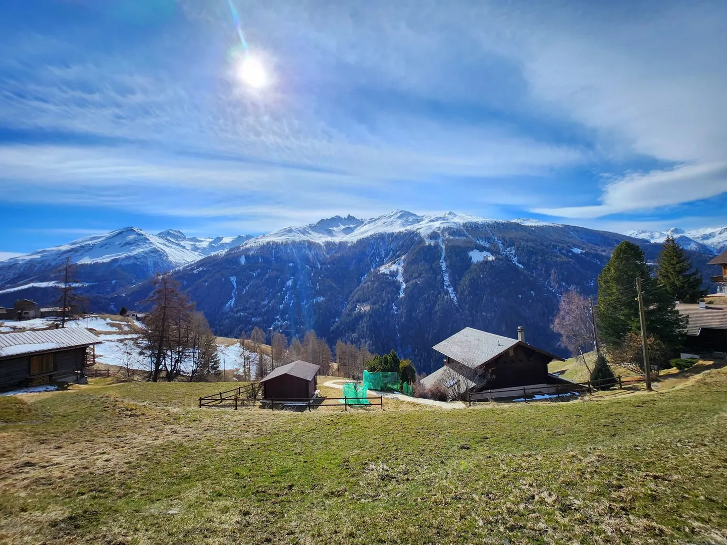 Magnifique terrain avec vue et soleil à Eison (St-Martin VS) Val d'Hérens - Photo 3 sur 6