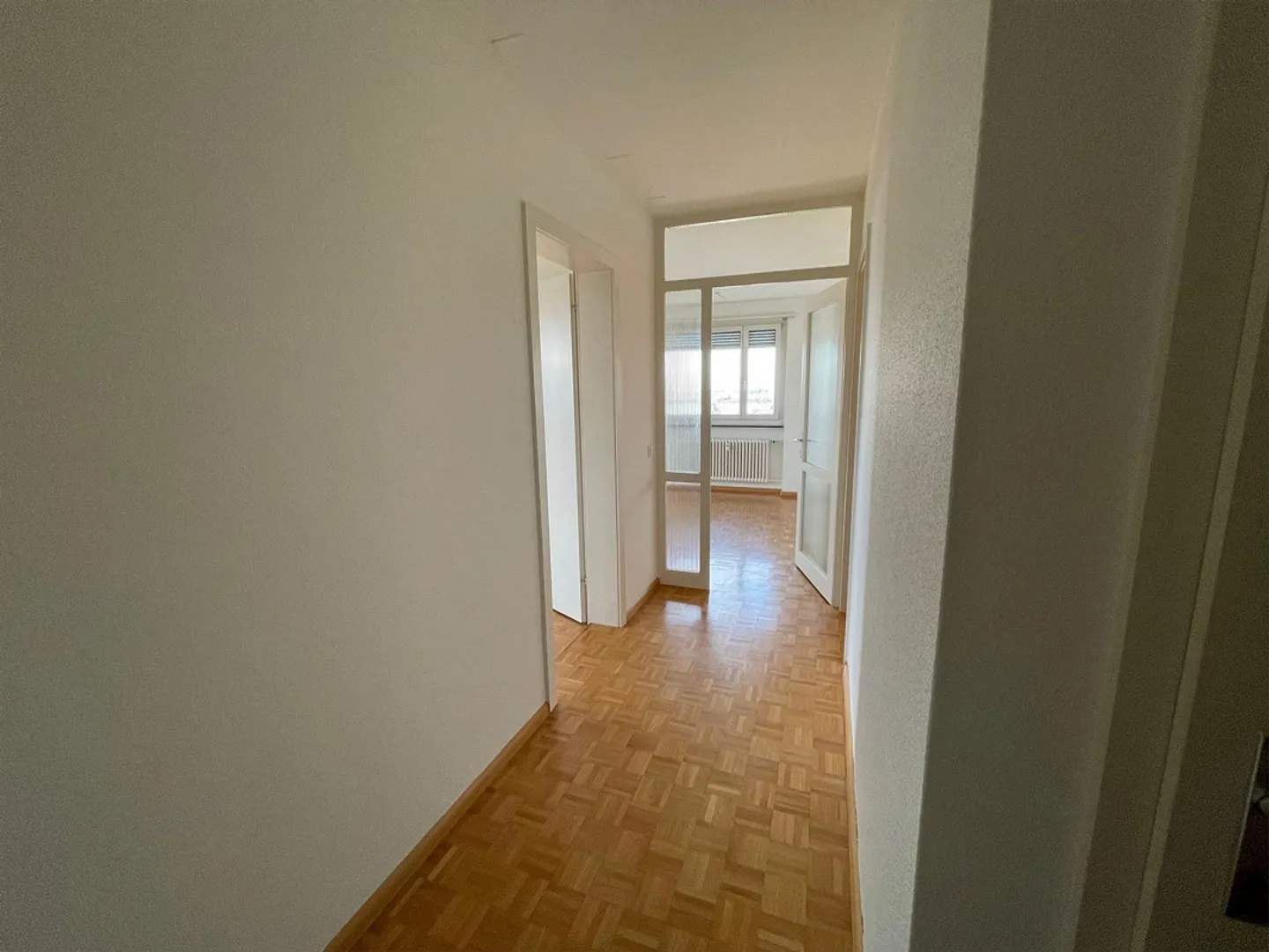 Spacious 2-room apartment near the city - Photo 12 of 12