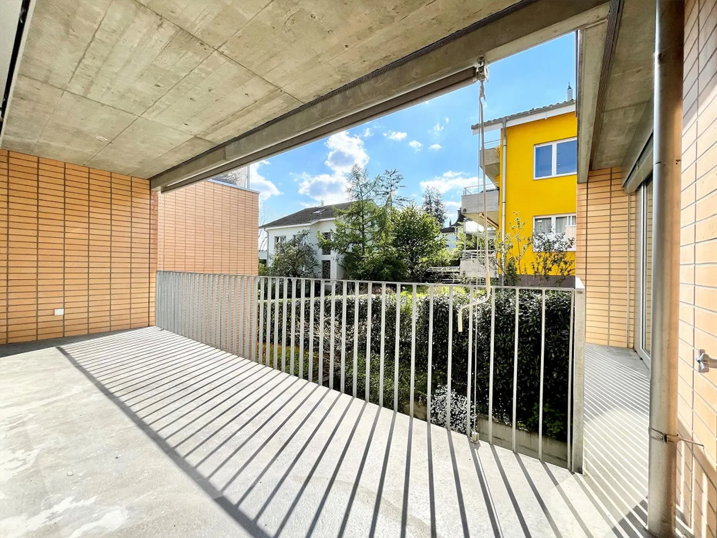 Very modern and high-quality apartment in a central and quiet location - Photo 11 of 13