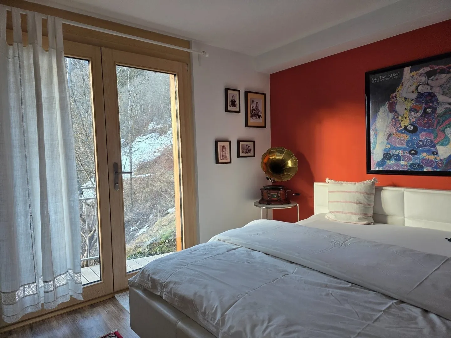 Moderne Wohnung mit atemberaubendem Ausblick - Foto 2 von 5