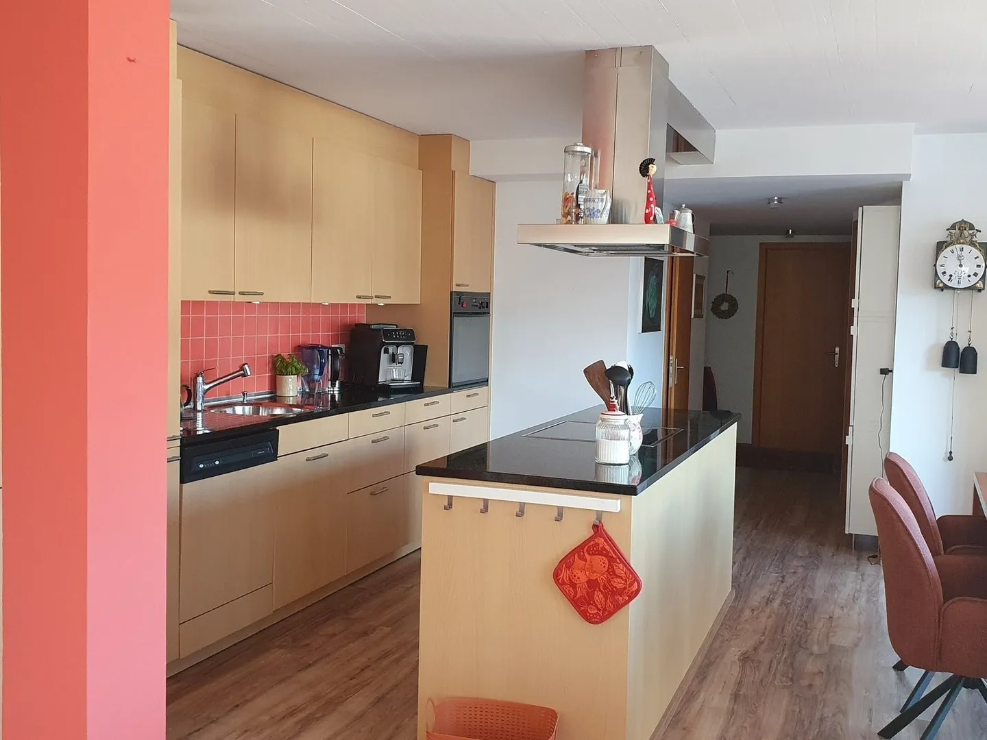 Moderne Wohnung mit atemberaubendem Ausblick - Foto 3 von 5