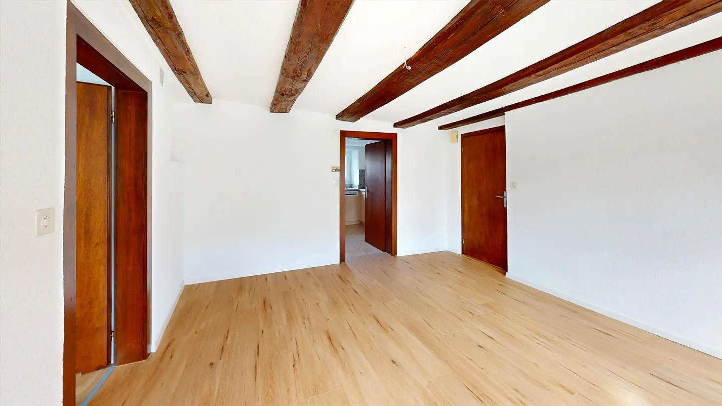 Cozy Ground Floor Apartment in the Core Zone - Photo 2 of 12