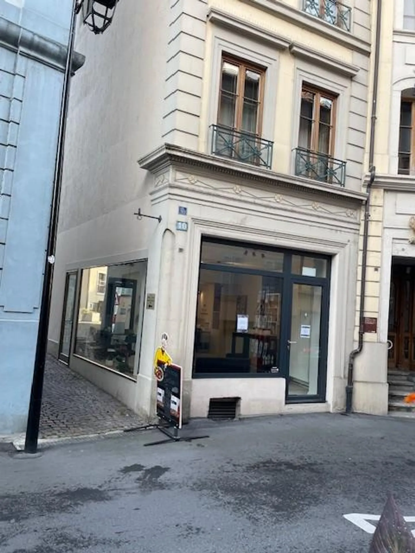 Commercial Space in Moudon - Photo 4 of 4