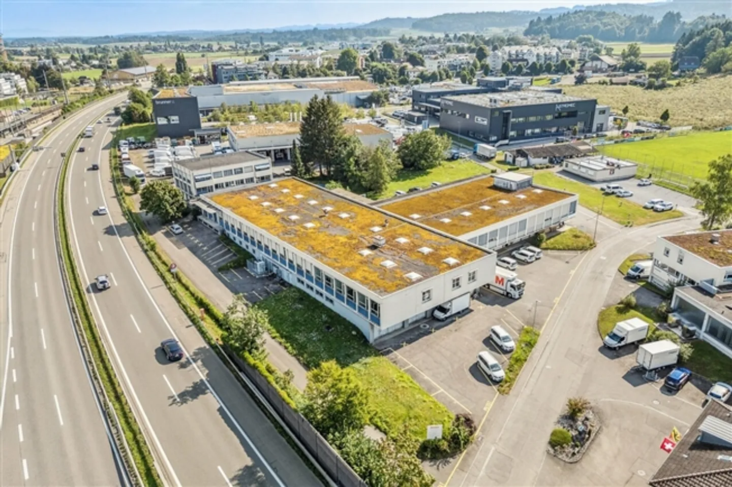 «Ihre Erfolgsfläche - hochwertiger Ausbau & perfekte Anschlüsse!» - Foto 1 von 11