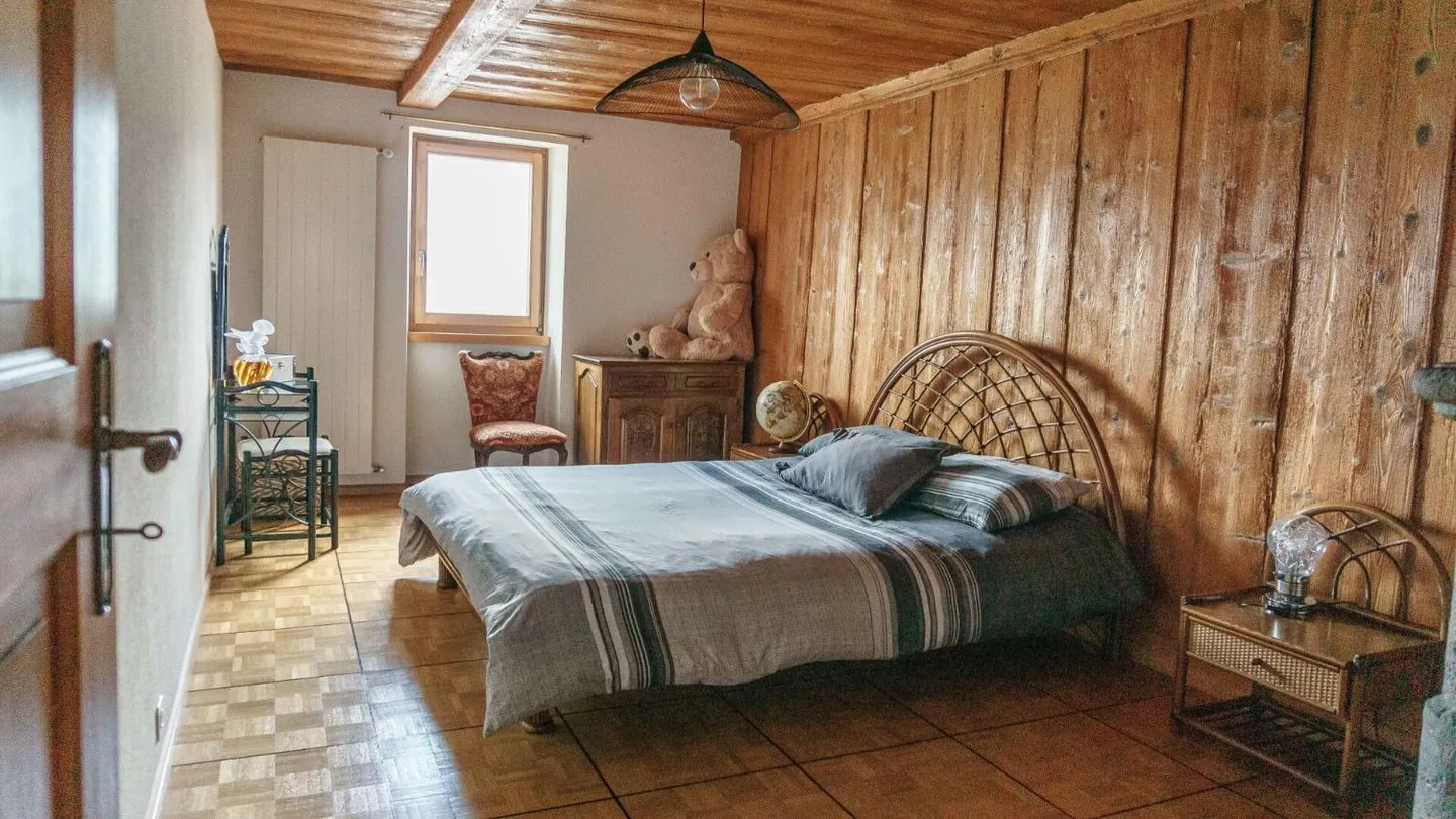 Casa di carattere con tre appartamenti a Savièse - Foto 5 di 13