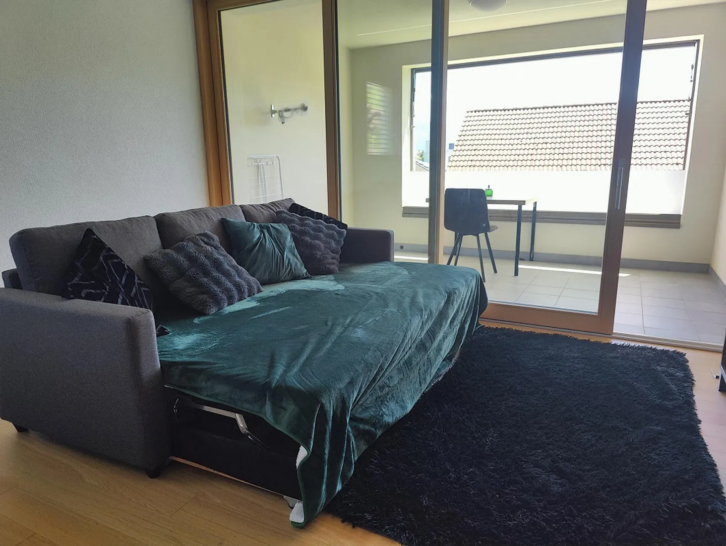 Appartement calme de 2,5 pièces au centre du village (A23) - Photo 2 sur 9