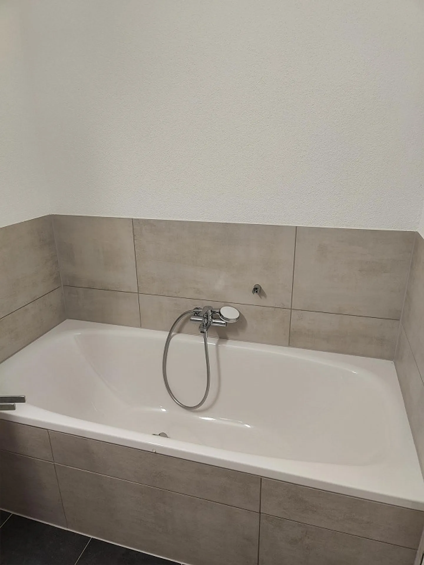 Appartement calme de 2,5 pièces au centre du village (A23) - Photo 8 sur 9