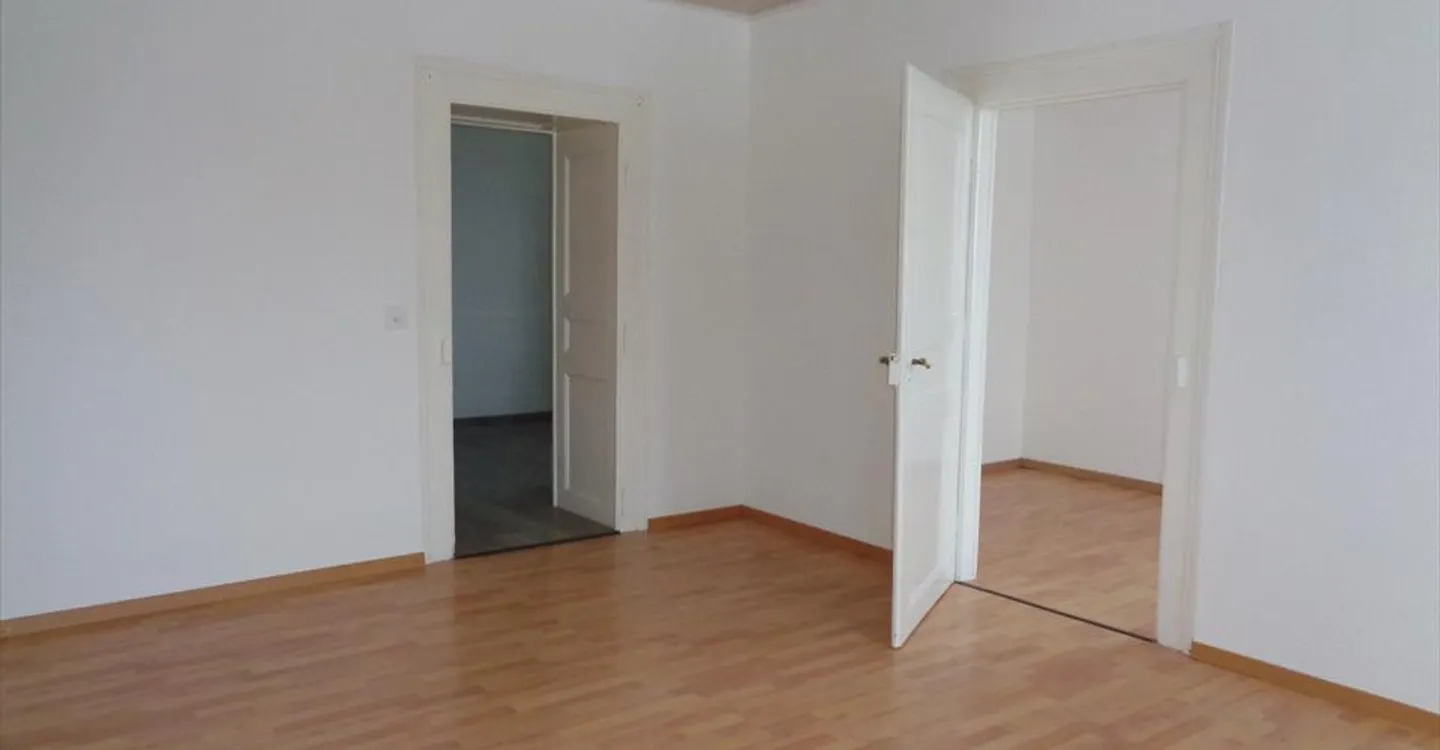 3.5-room apartment close to the village center - Photo 10 of 13