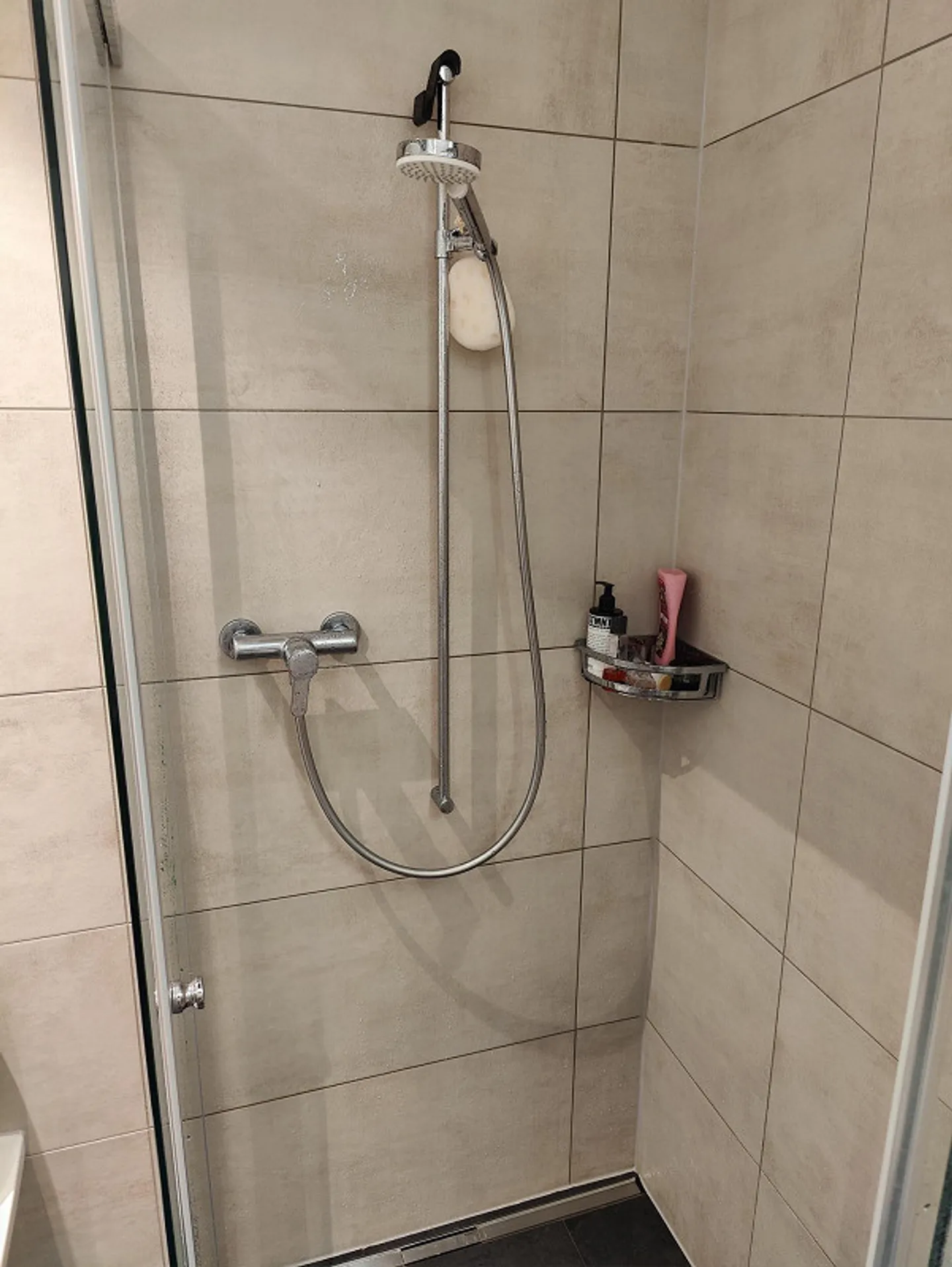 Appartement calme de 2,5 pièces au centre du village (A23) - Photo 9 sur 9