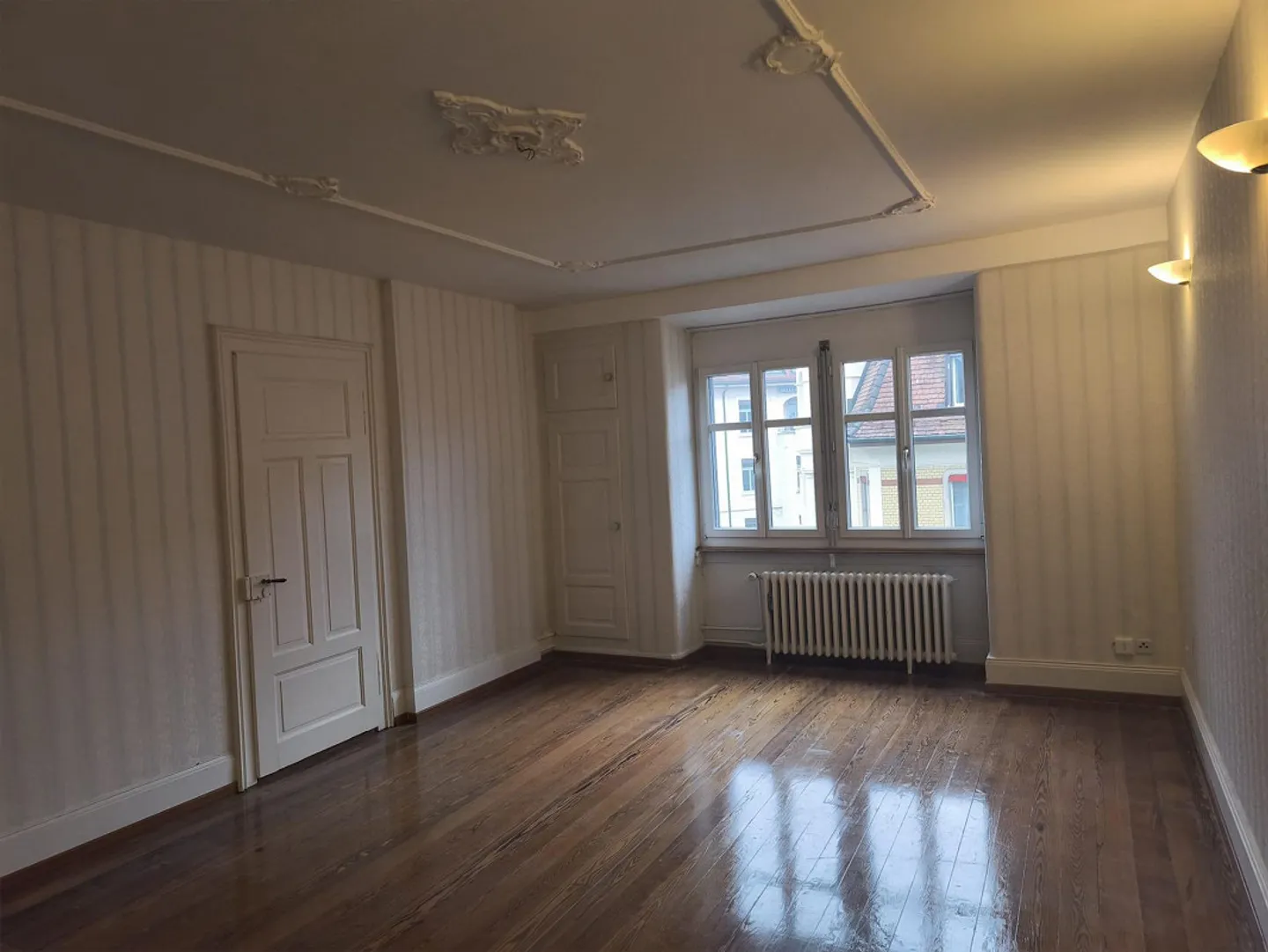 Großes, renoviertes Zimmer in einer Wohngemeinschaft für Akademiker - erstklassige Lage - Foto 4 von 12