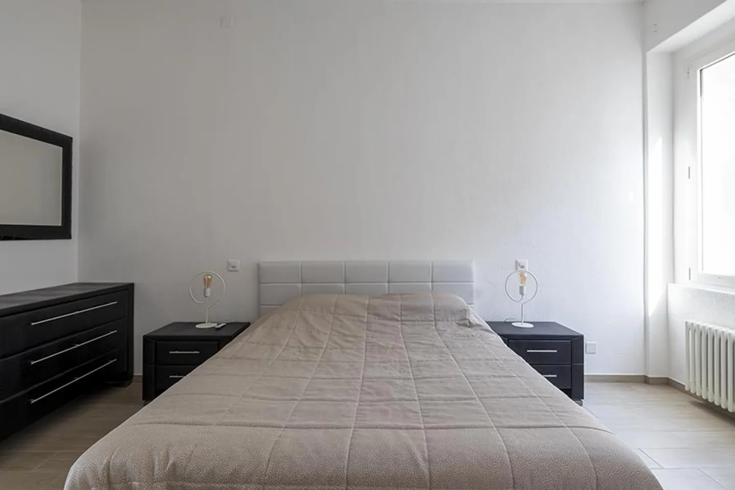 CENTRAL 2.5 PIÈCES MEUBLÉ À MENDRISIO - Photo 10 sur 11