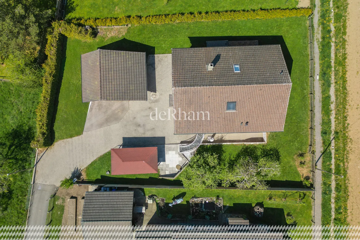 Villa mit 2 Apartments - Foto 17 von 17