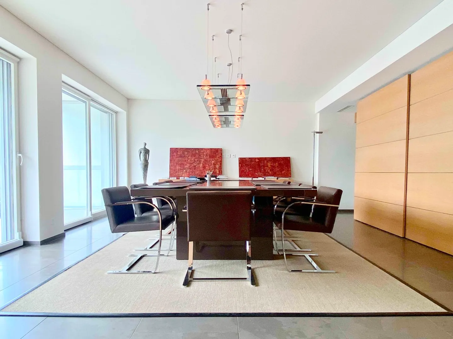 Bureaux Représentatifs avec Vue sur le Lac et Place de Parking au Cœur de Lugano - Photo 4 sur 8