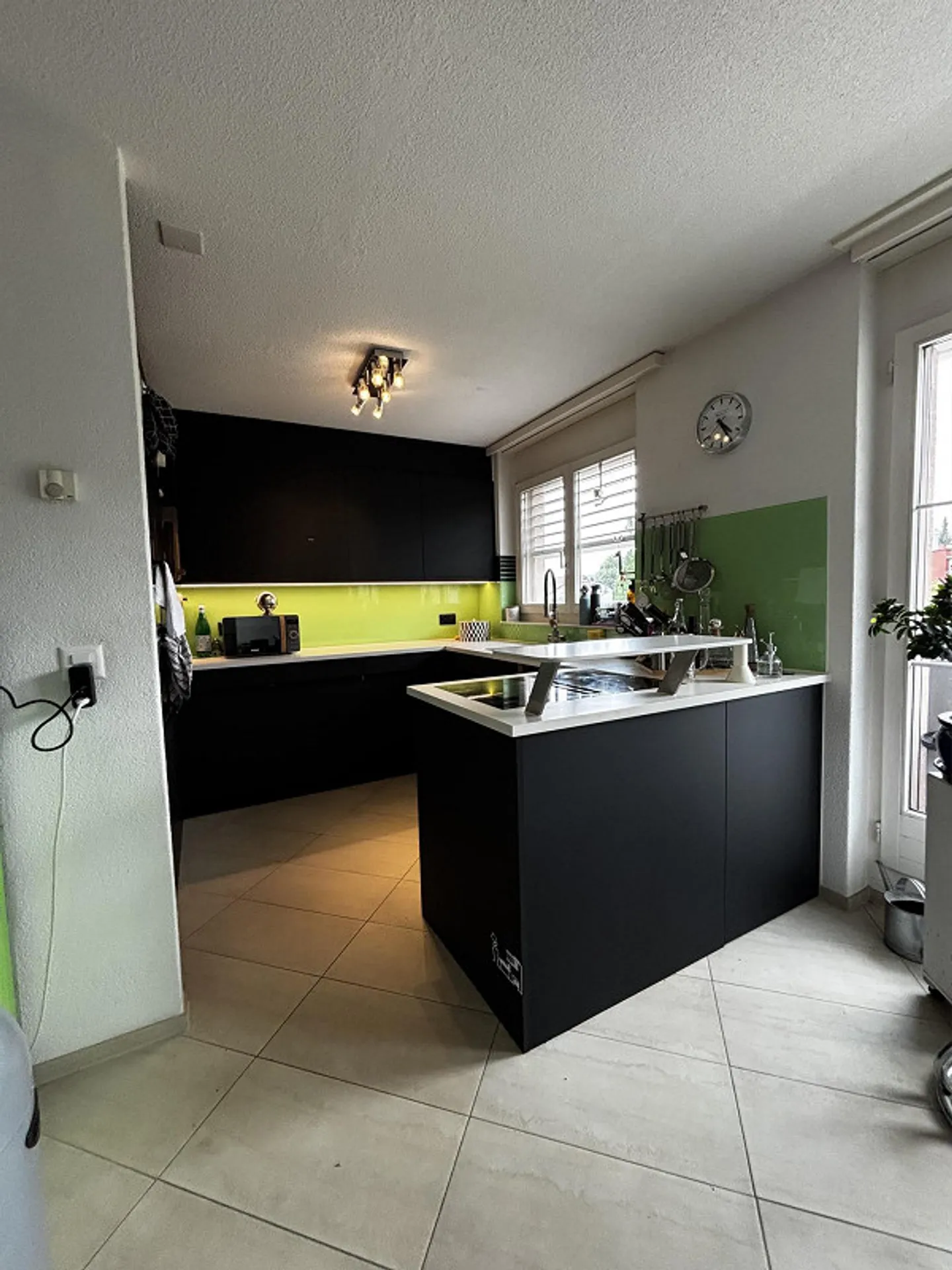 Geräumige Attikawohnung mit Terrasse - Foto 5 von 11