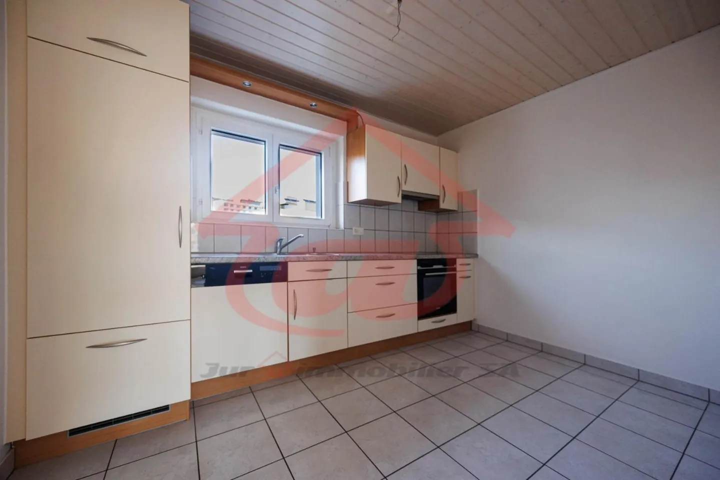 4-room apartment - Photo 2 of 18