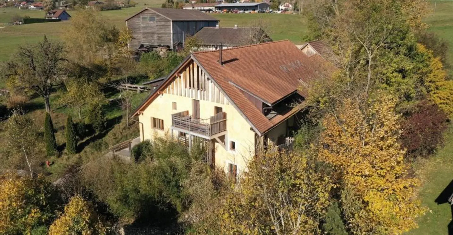 EINE ARCHITEKTONISCH EINZIGARTIGE MÜHLE AN EINEM BEVORZUGTEN ORT - Foto 1 von 12