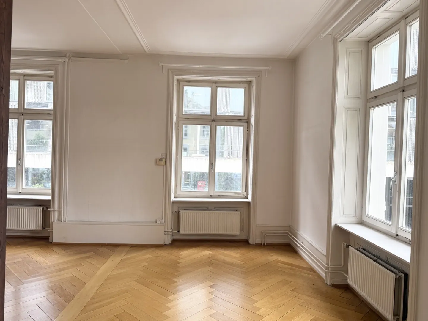 Charming Apartment in Basel - Photo 3 of 12
