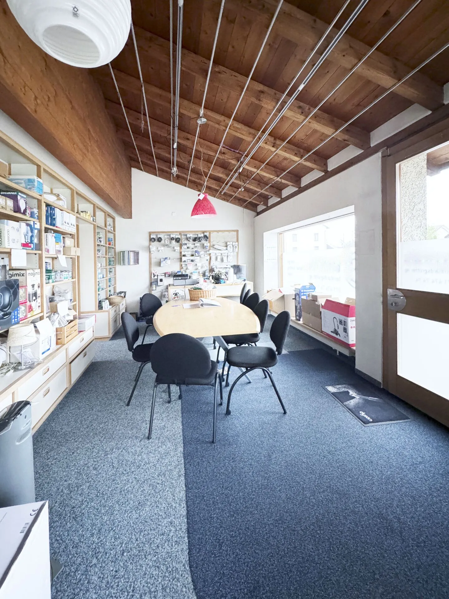 Office Spaces - Photo 4 of 20