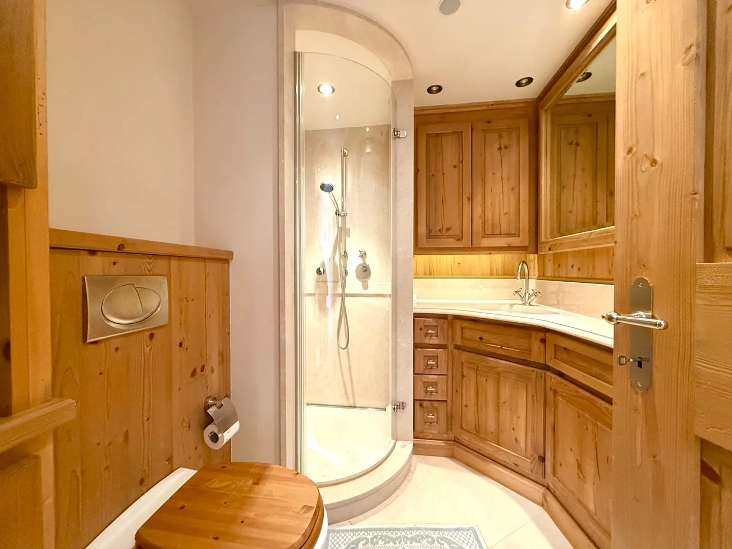 Apartment for rent - Photo 13 of 18