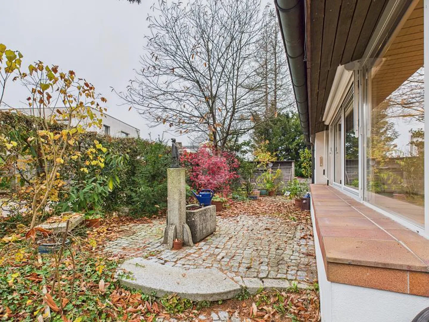 FORGIVE - Photo 1 of 6