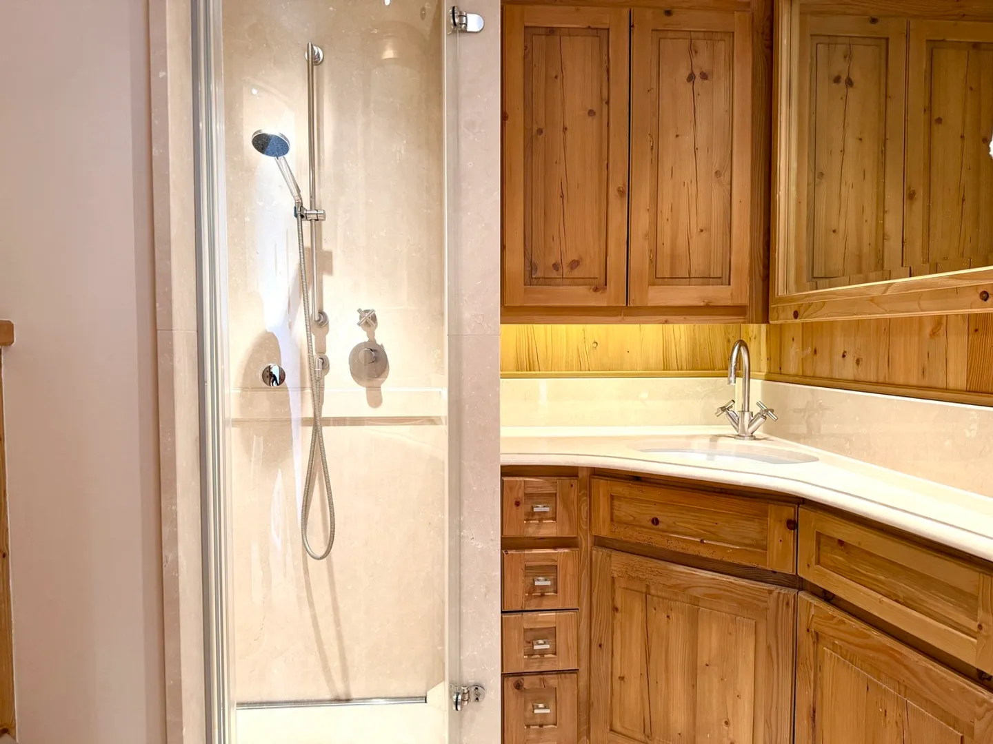 Apartment for rent - Photo 14 of 18