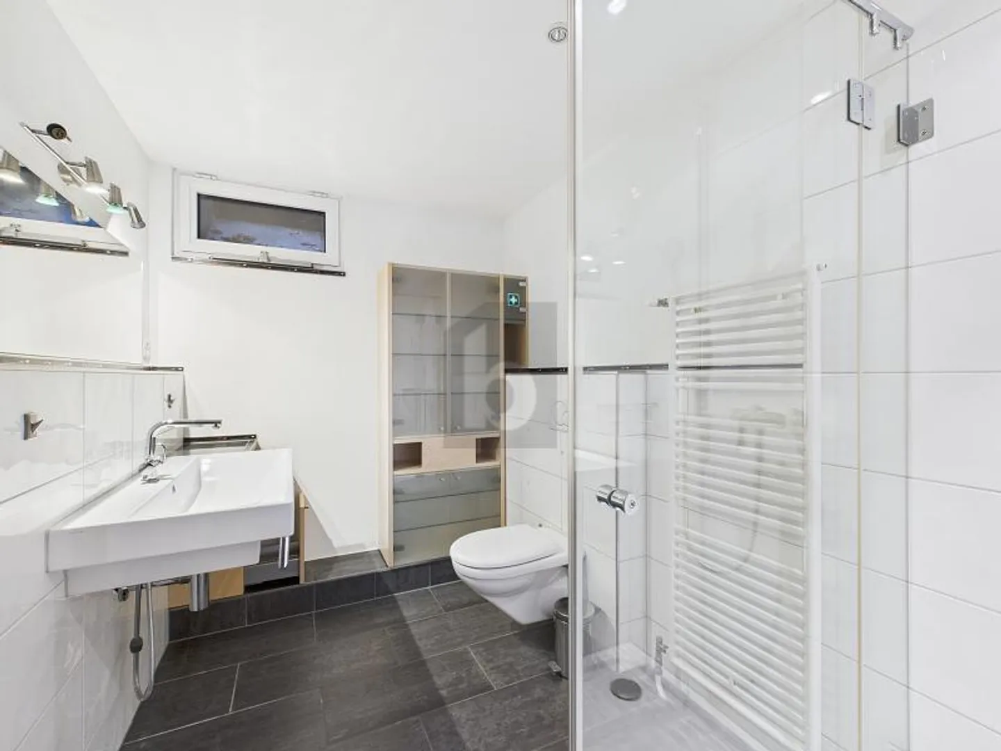 FORGIVE - Photo 4 of 6