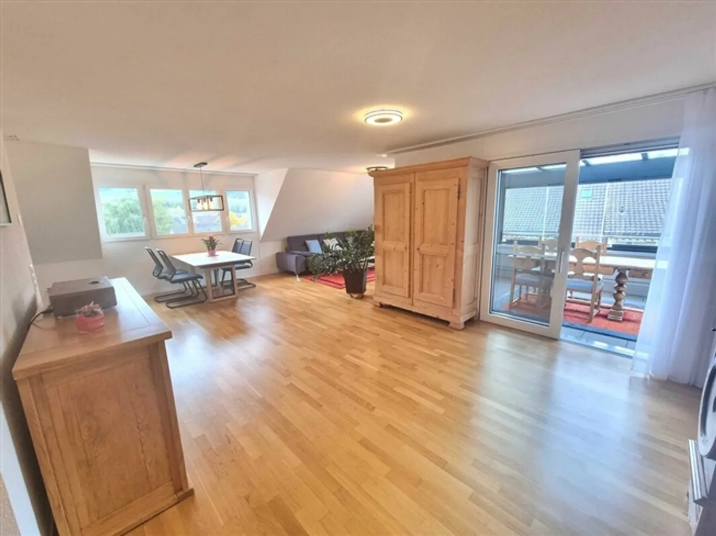 Appartamento duplex 4 1/2 camere - Foto 5 di 20