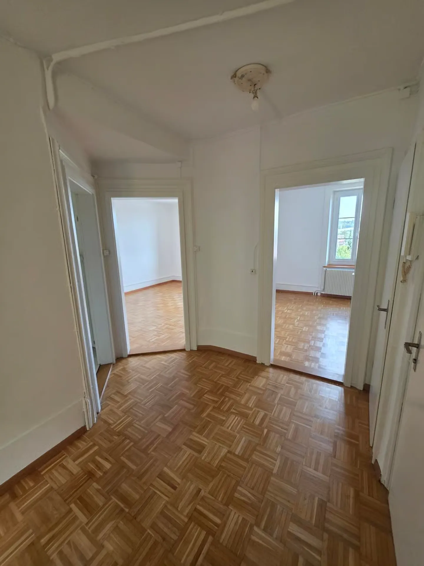 3.5 room apartment with gallery - Photo 11 of 12