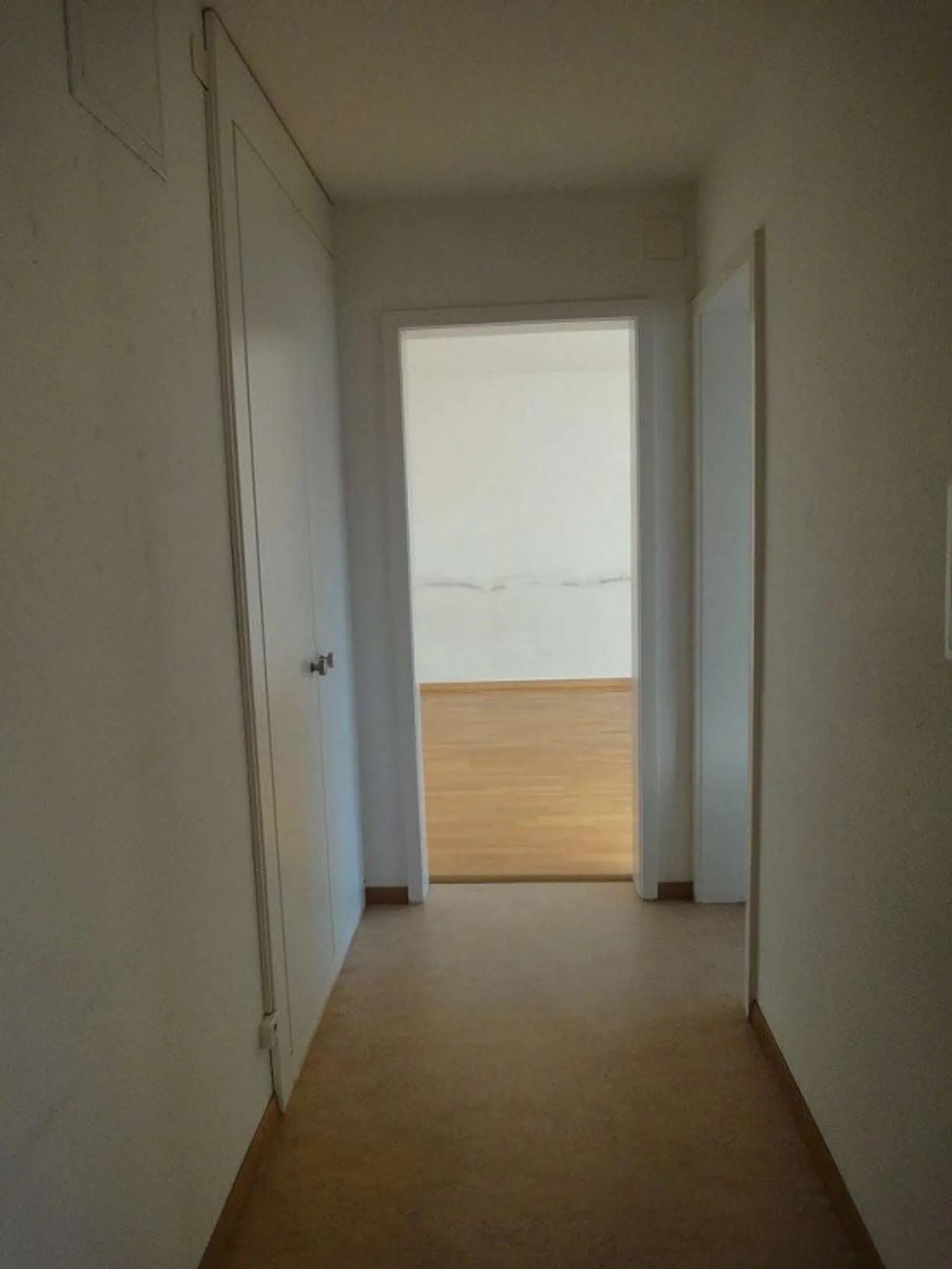Gemütliche 2-Zimmer-Wohnung in Dübendorf - Foto 2 von 8