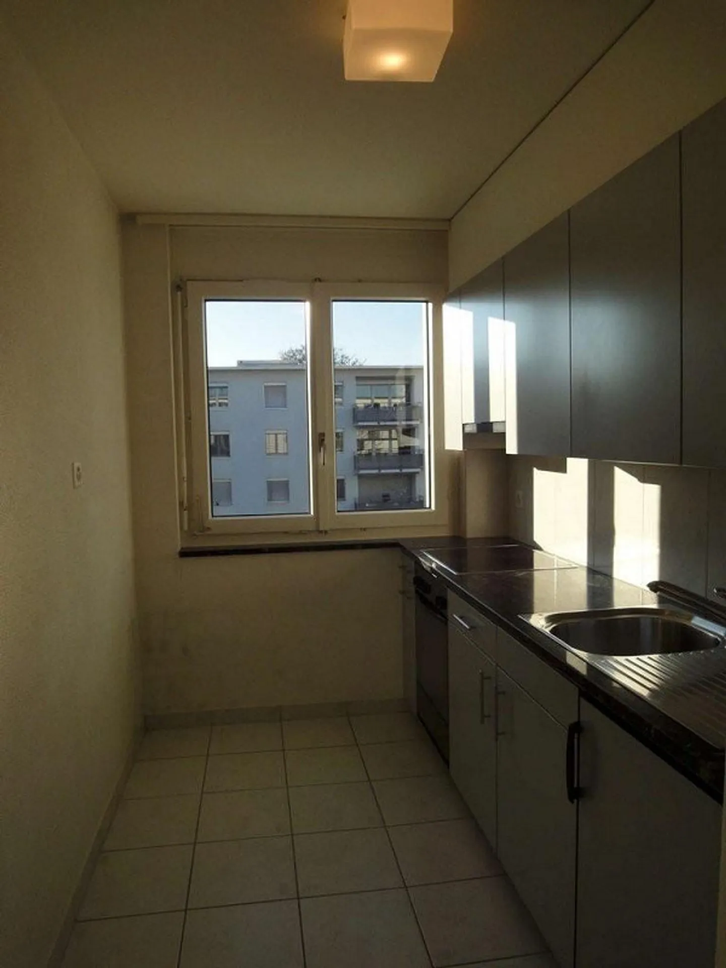 Gemütliche 2-Zimmer-Wohnung in Dübendorf - Foto 3 von 8