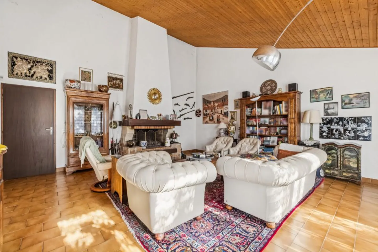 Esclusività - Casa con 6 Camere e Giardino - Foto 2 di 9