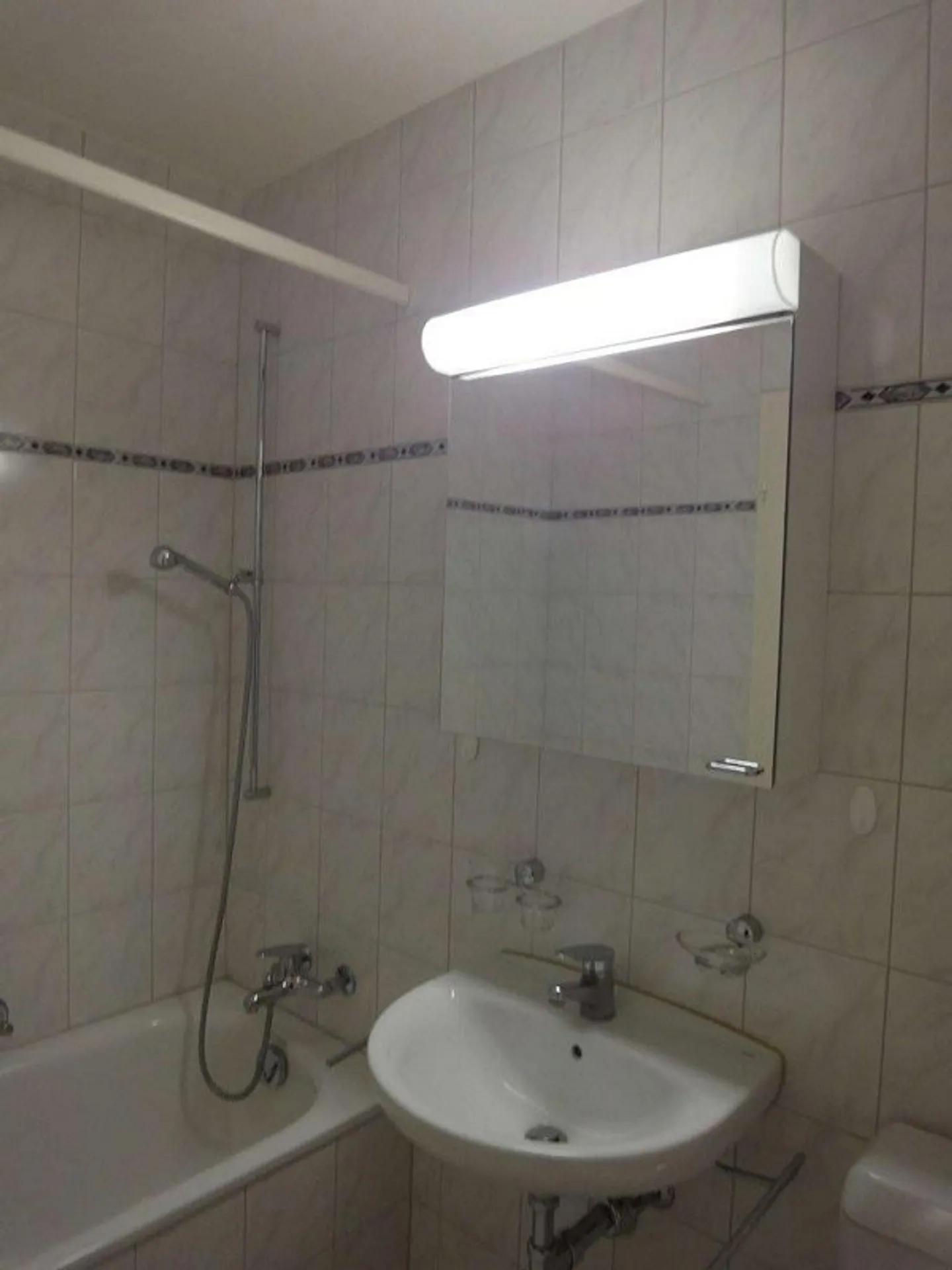 Gemütliche 2-Zimmer-Wohnung in Dübendorf - Foto 4 von 8